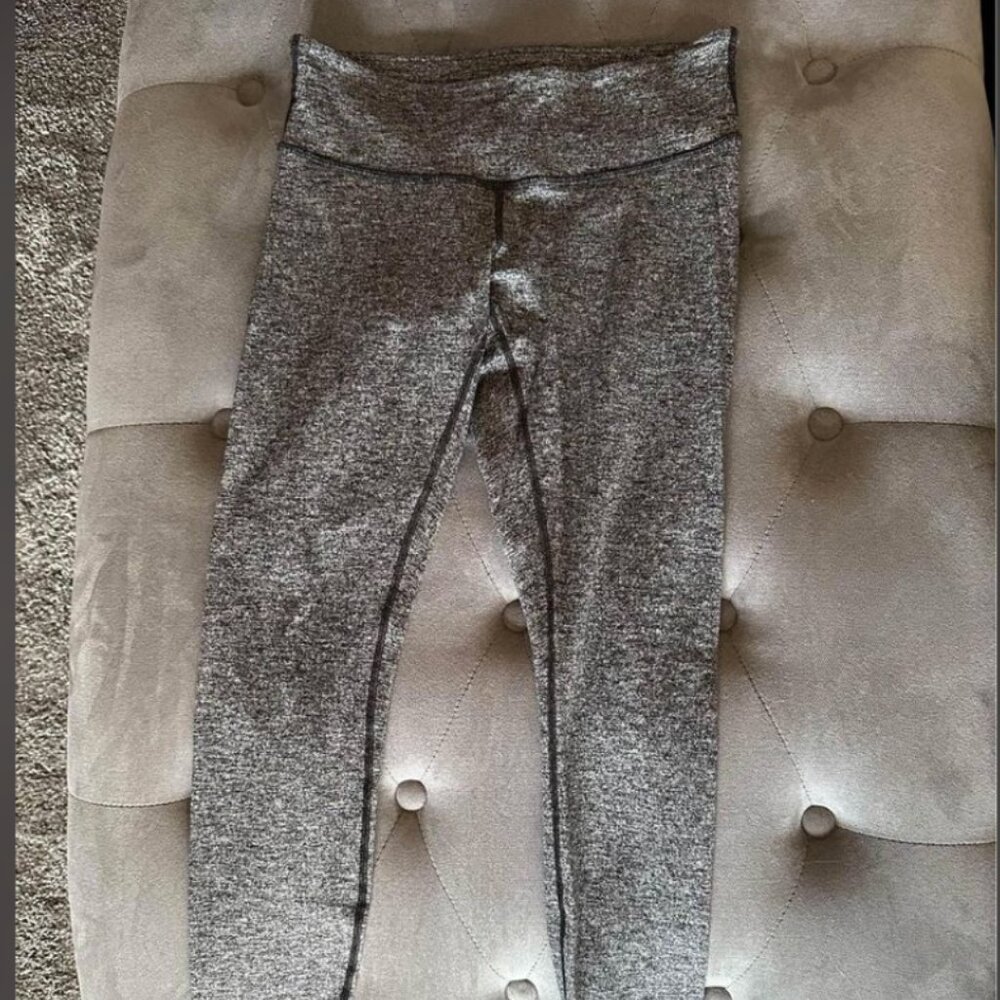 Grey lululemon leggings